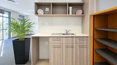 Office layout at Grosvenor Square, Century City